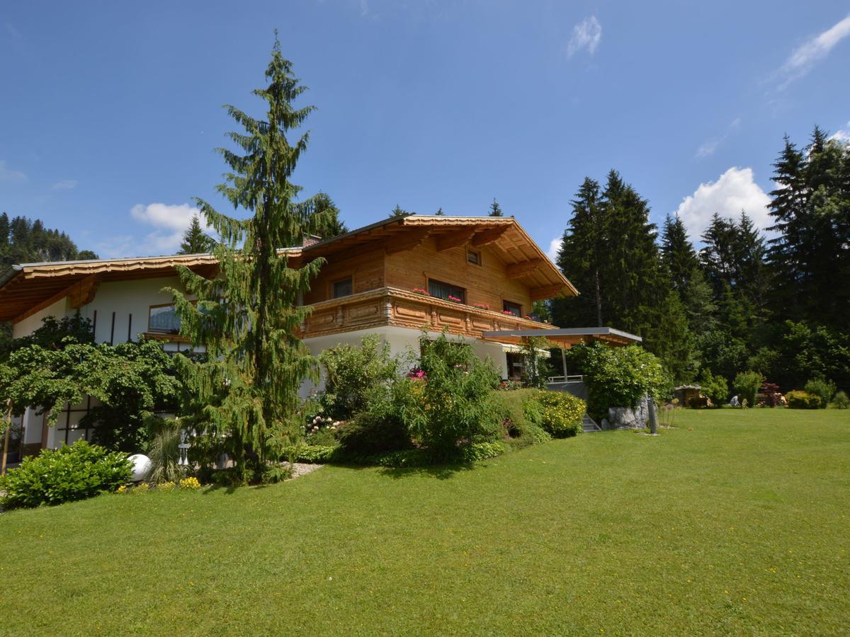 Apartment In W Ngle Tyrol With Walking Trails Near Reuthe Buitenkant foto